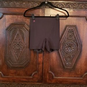 Ruby Ribbon Boy Short Medium